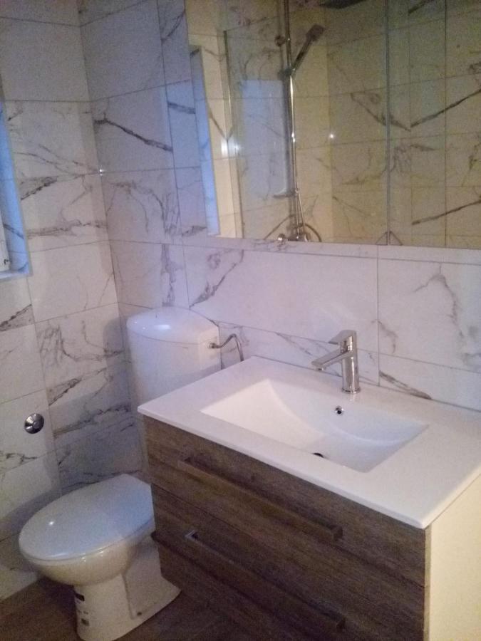 Apartmani Mira ヴィル エクステリア 写真